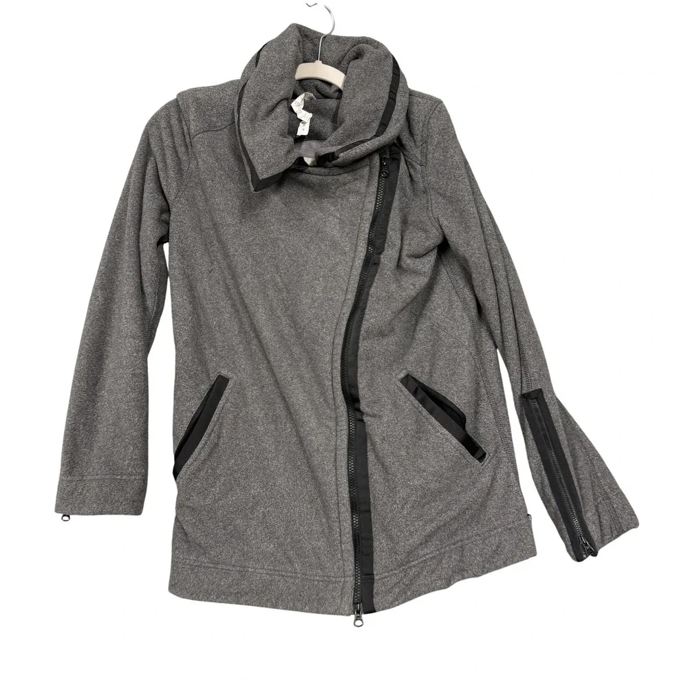 Lululemon Jacket Womens 6 Gray Asymmetrical Zip Fleece Lined Pockets High Collar